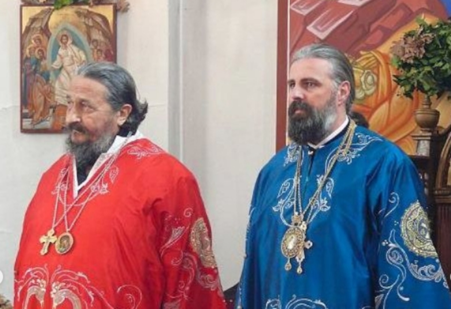 Епископи - Атанасије и Григорије